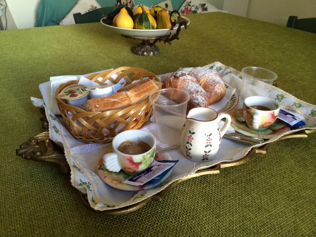 Suite Carducci B&B - Residence Rutigliano Eksteriør billede